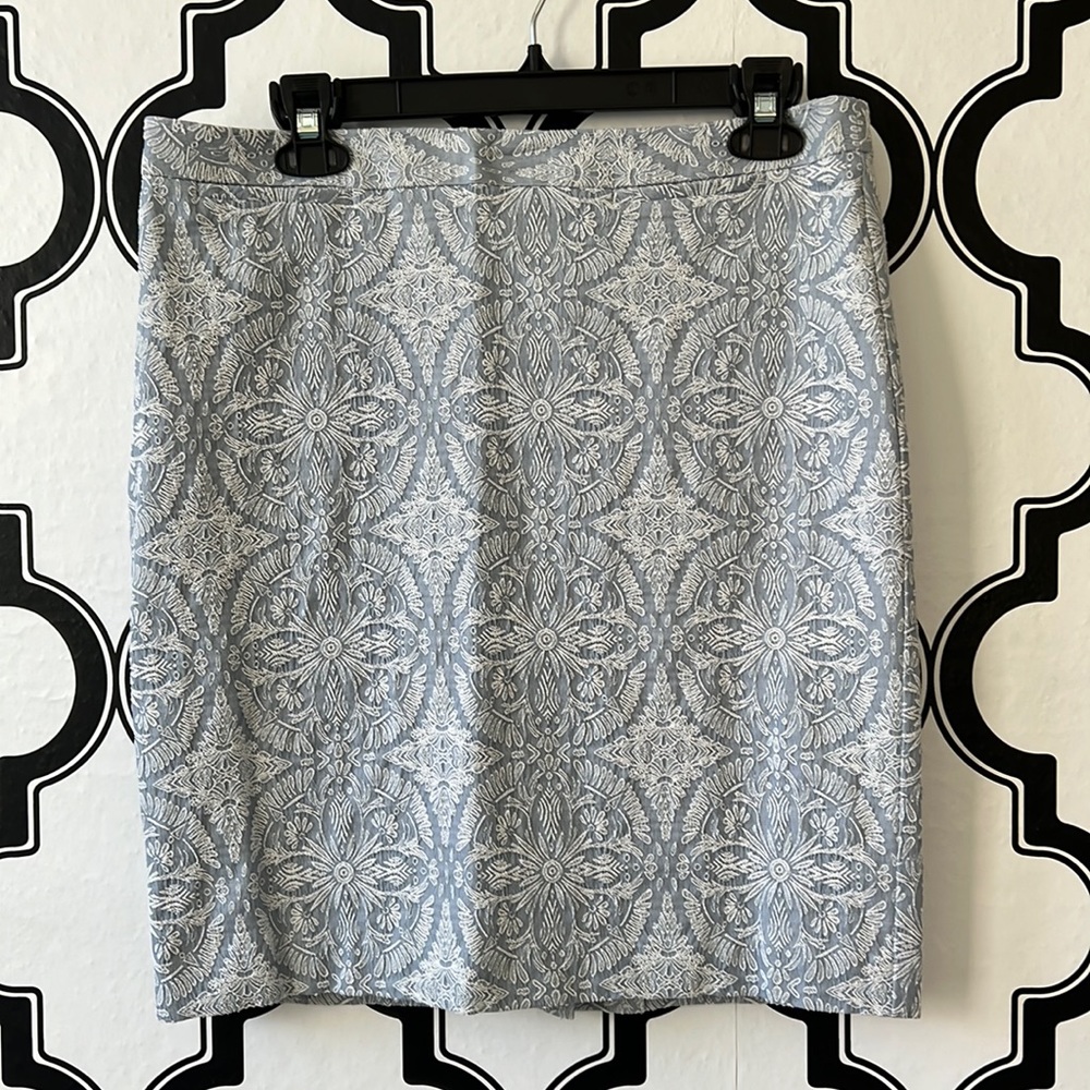 Sophisticated pencil skirt